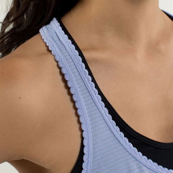 Lululemon 105 F Singlet *Silver
Heathered Lavender Dusk - Picture 4 of 6